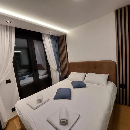 Luxury Residence, Near The Center Apartment *