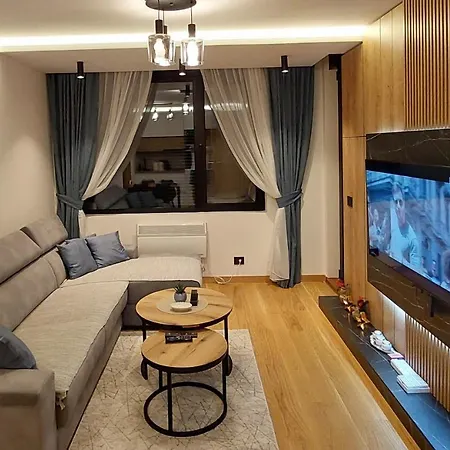 Luxury Residence, Near The Center Апартаменты Златибор